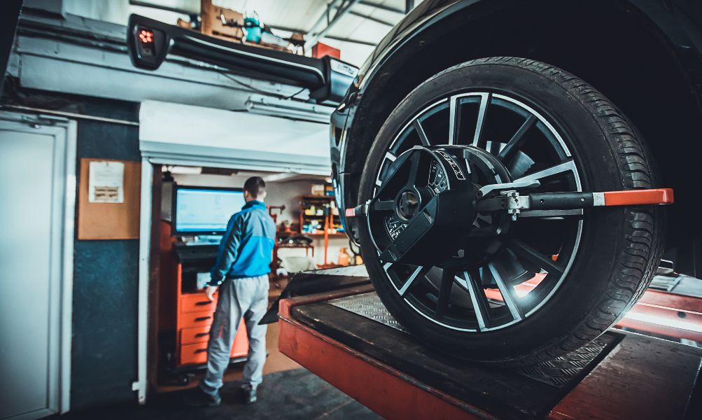 Car Repair Shop Offering Services in Calgary, AB